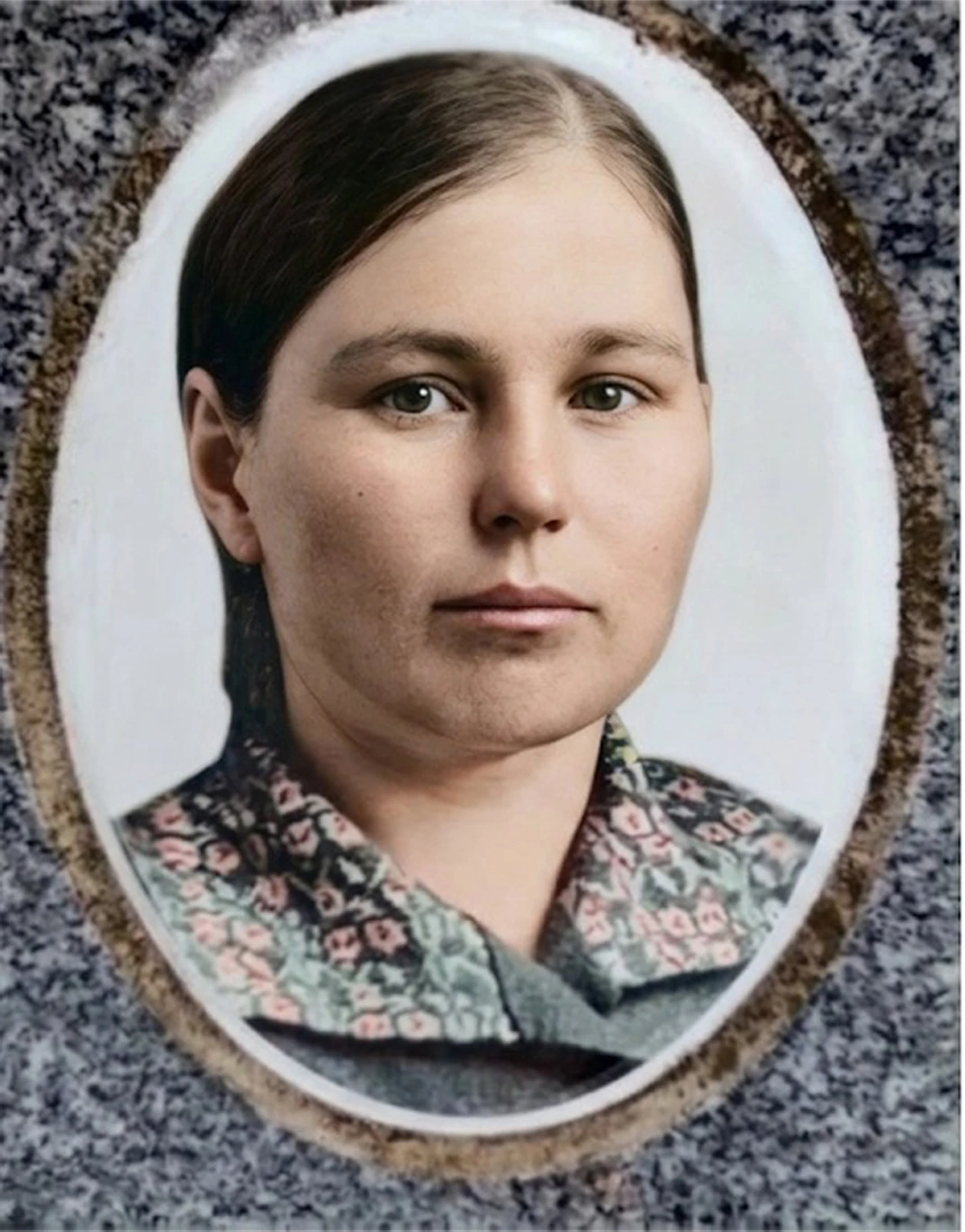 Исходная фотография для ретуши перед подготовкой макета гравировки на памятник